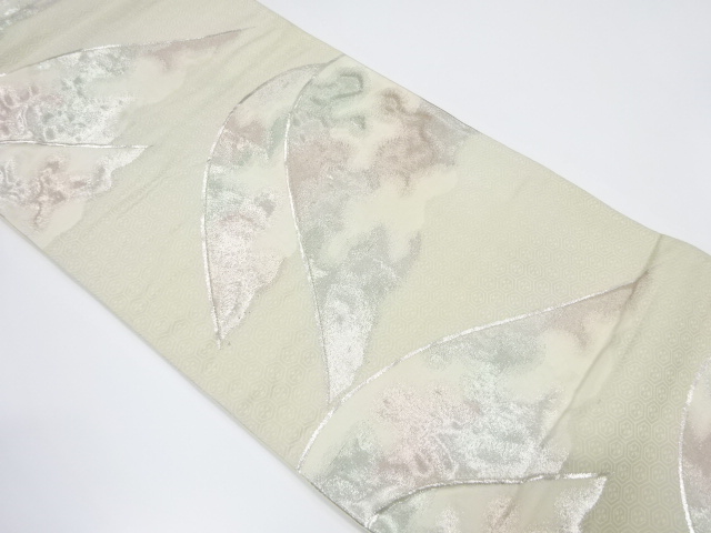 アンティーク　遠山模様織り出し袋帯（着用可）